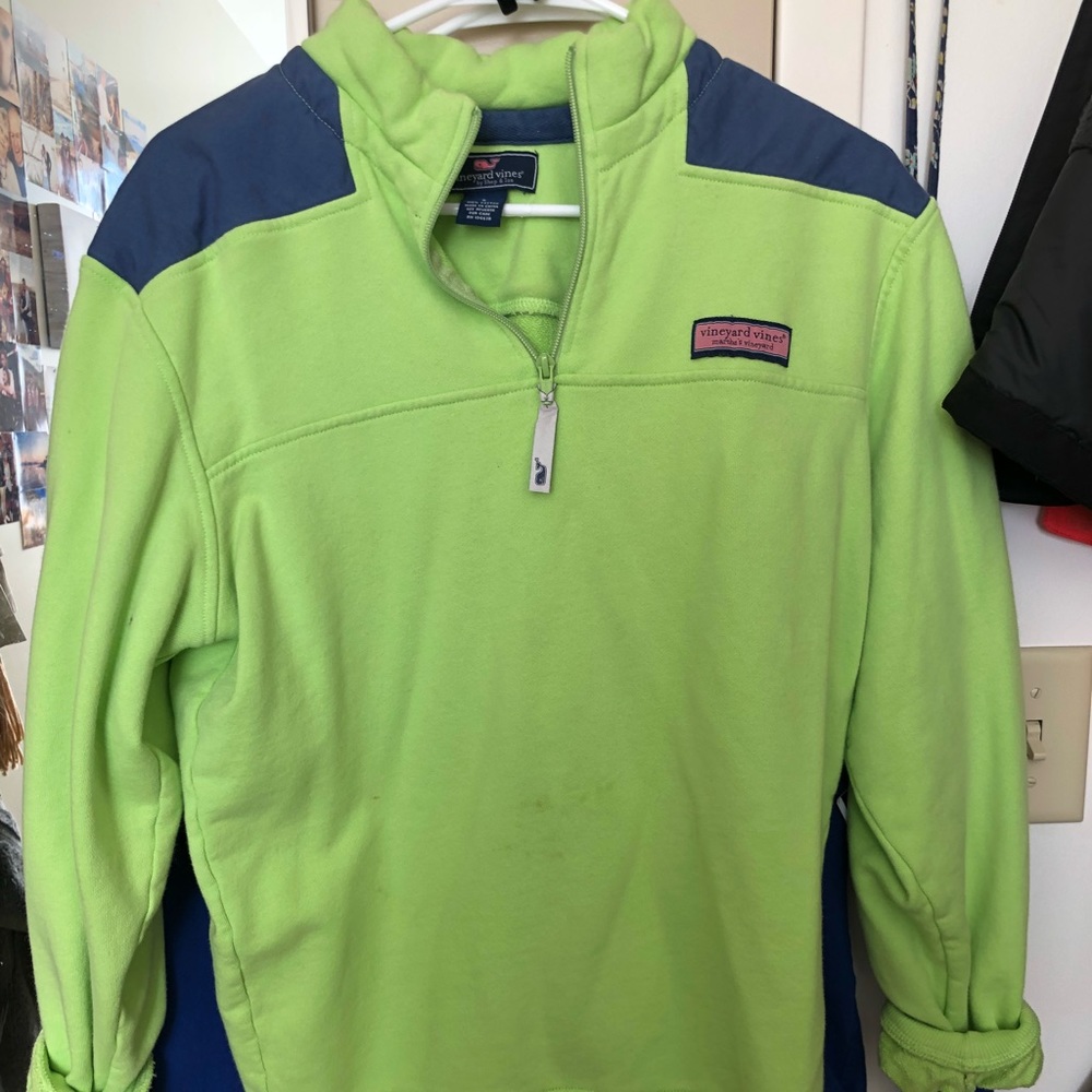 Gently used Green Vineyard Vines Shep shirt